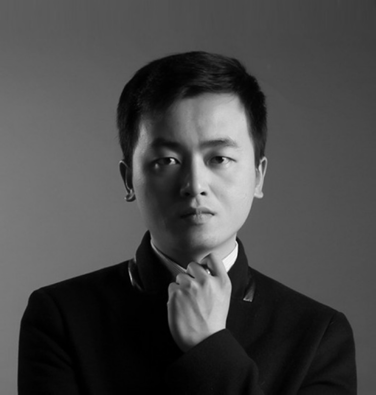 秦文鑫 